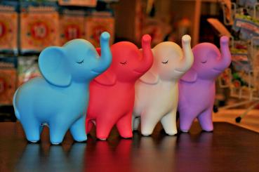Keramik Spardose Elefant blau, lila, rosa oder weiß Kinder Baby Sparschwein 18cm